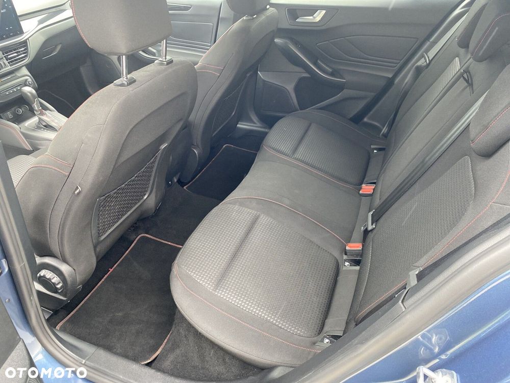 Ford Focus - 11