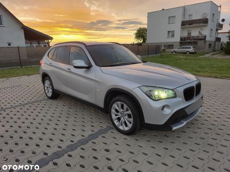 BMW X1 xDrive20d - 12