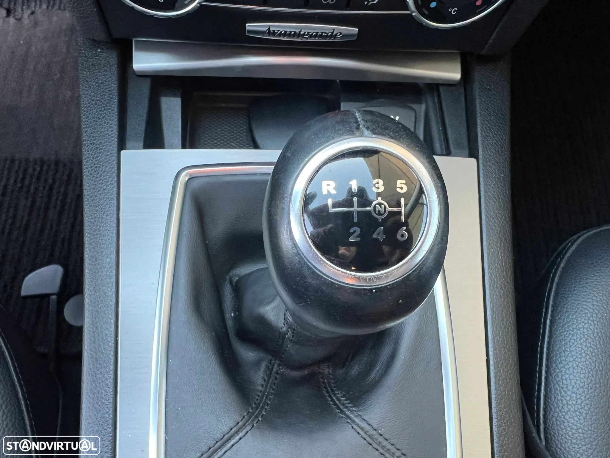 Mercedes-Benz C 220 Station CDI DPF (BlueEFFICIENCY) Avantgarde - 37