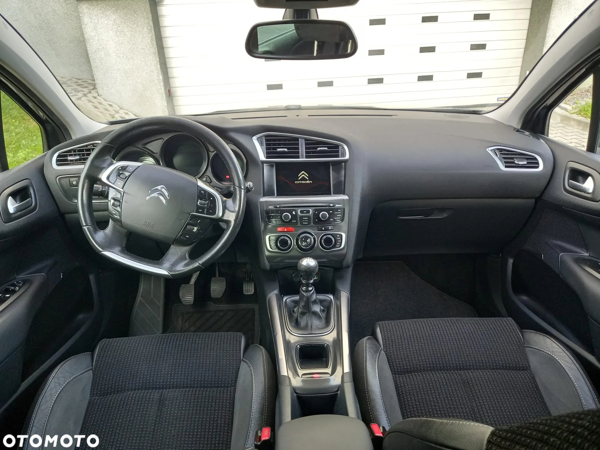 Citroën C4 HDi 150 Exclusive - 19