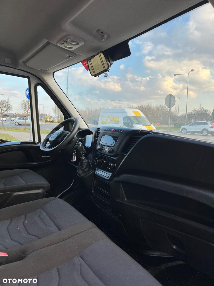 Iveco 35c14 Kontener+Winda - 20