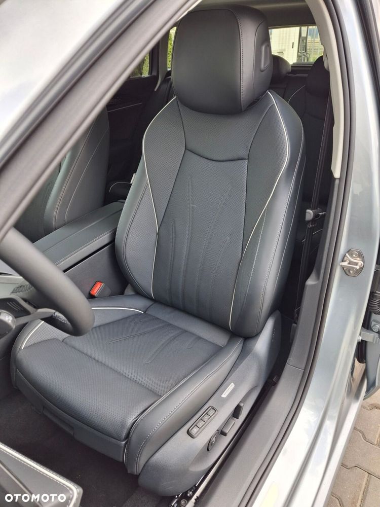 Volkswagen Passat - 14