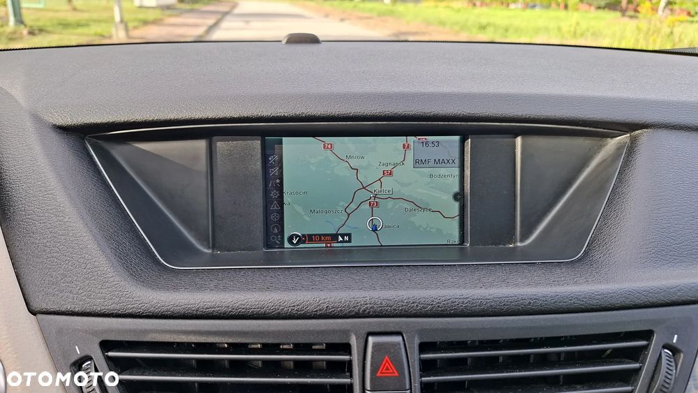 BMW X1 sDrive20d - 34