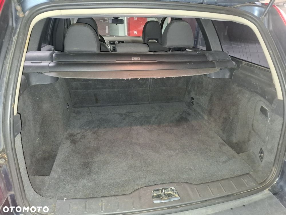 Volvo V50 - 6