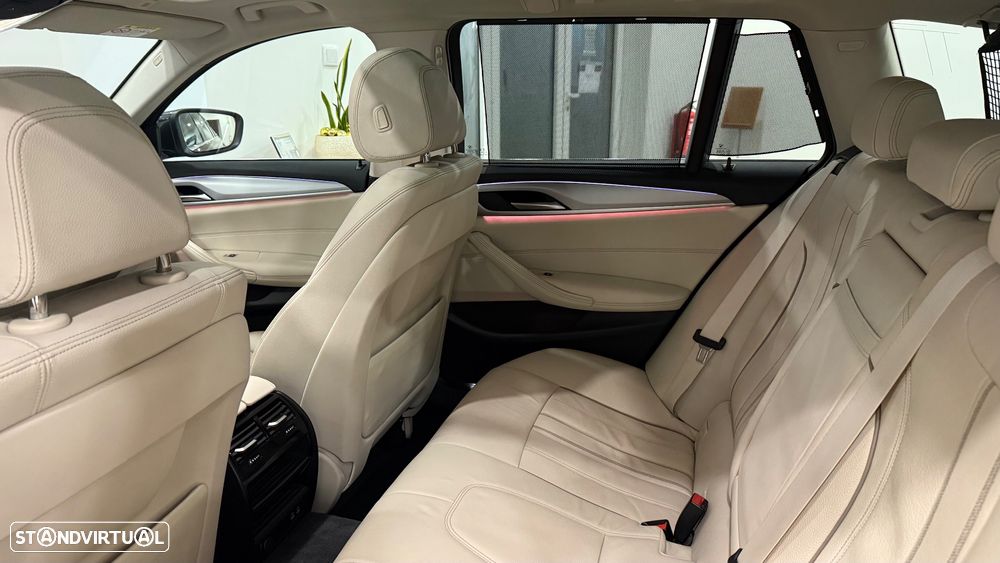 BMW 520 e Touring Aut. Luxury Line - 34