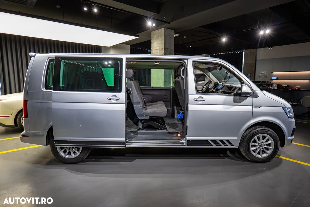 Volkswagen Caravelle - 9