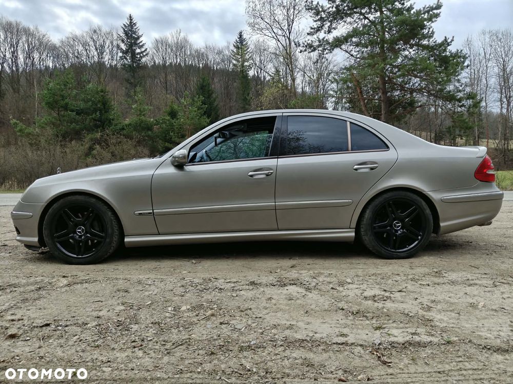 Mercedes-Benz Klasa E 320 CDI T Avantgarde - 3