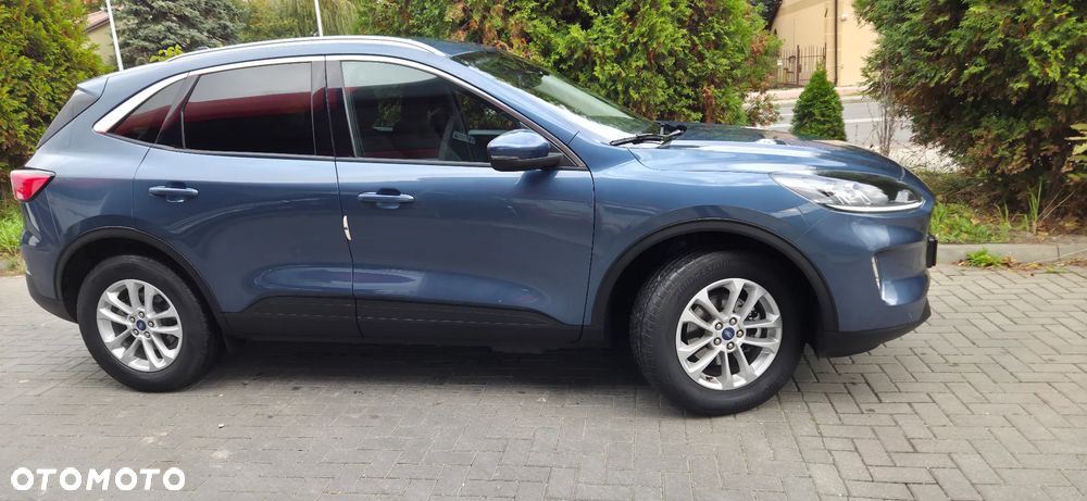 Ford Kuga - 16
