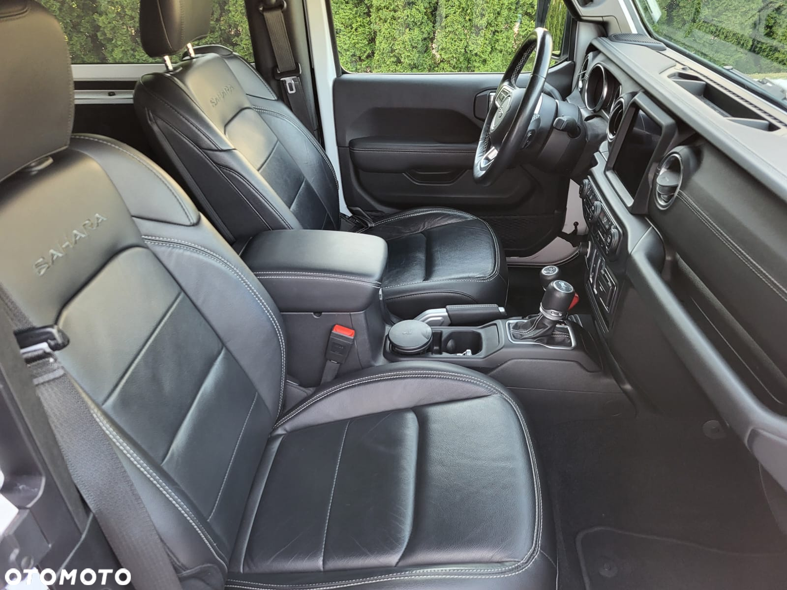 Jeep Wrangler GME 2.0 Turbo Sahara - 23