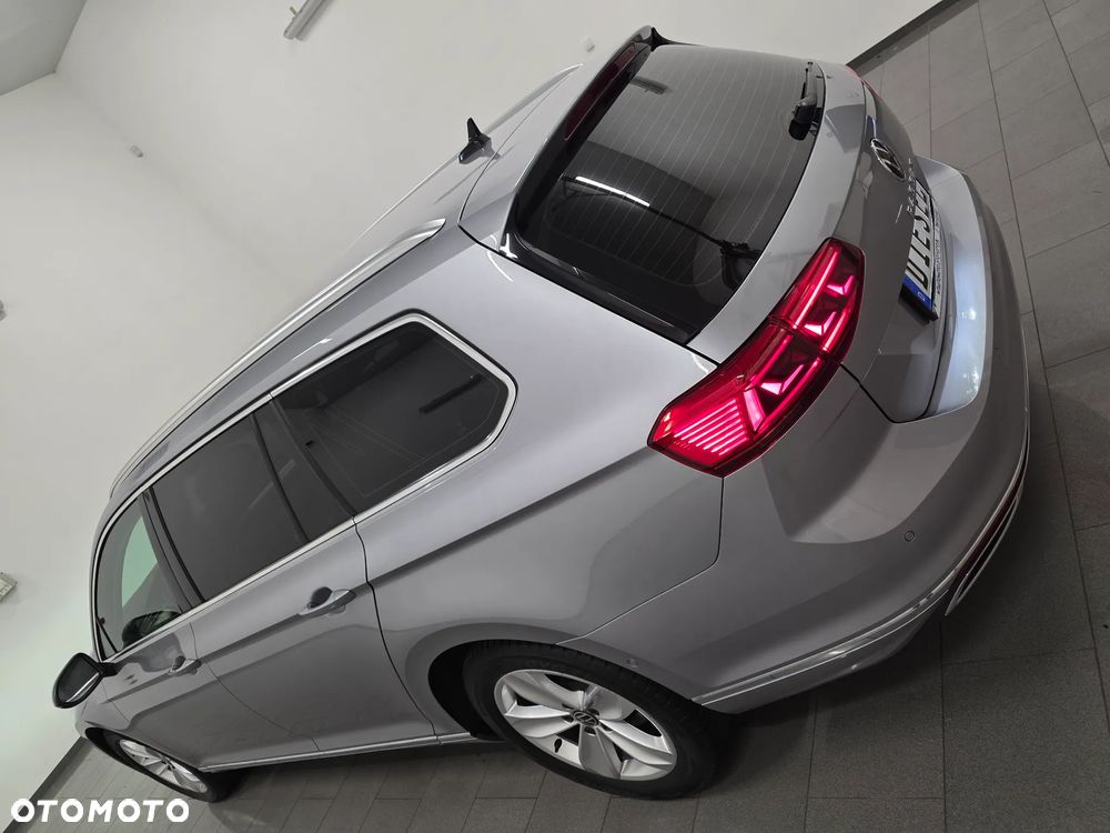Volkswagen Passat - 37