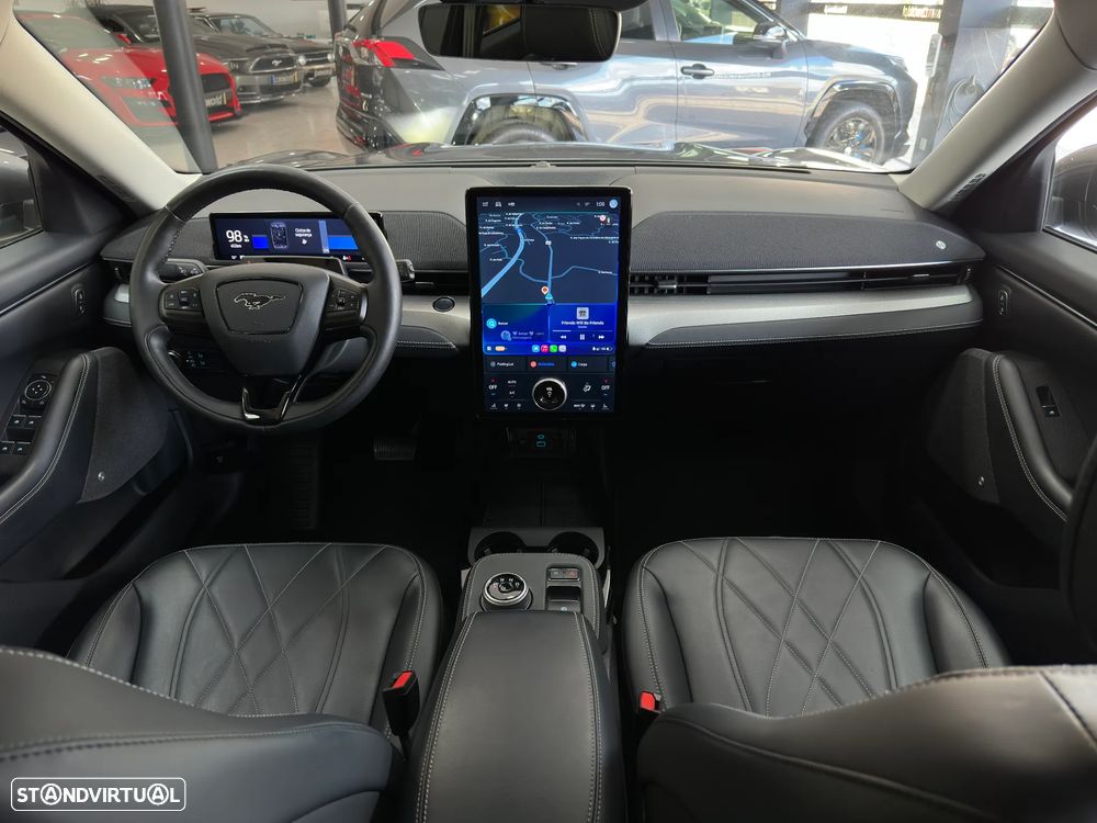 Ford Mustang Mach-E Premium - 3