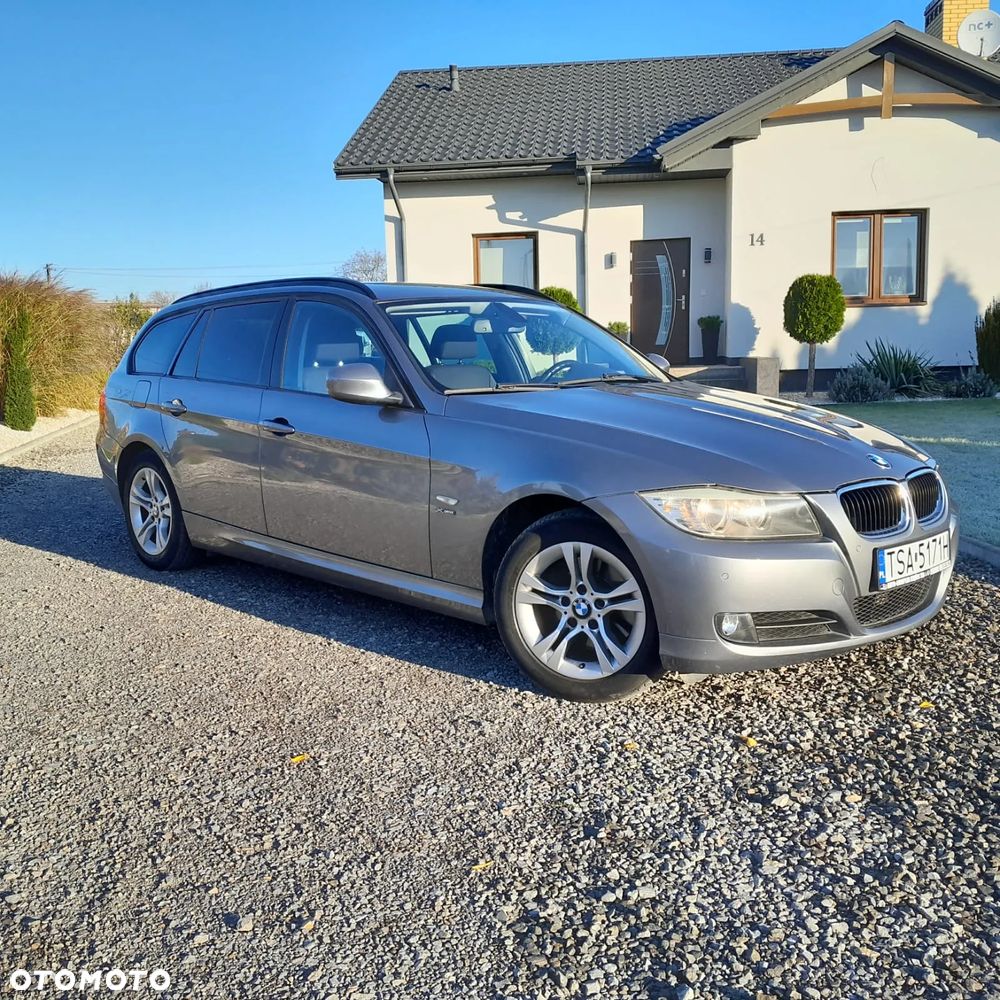BMW Seria 3 320d xDrive - 2
