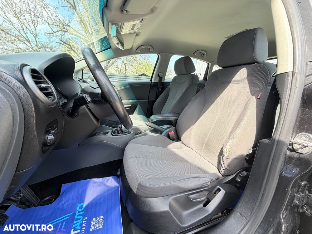 Seat Leon 2.0 TDI DPF Style - 25