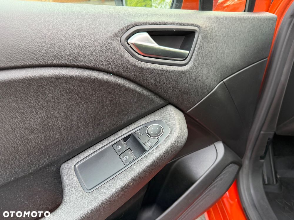 Renault Clio TCe 100 EXPERIENCE - 20