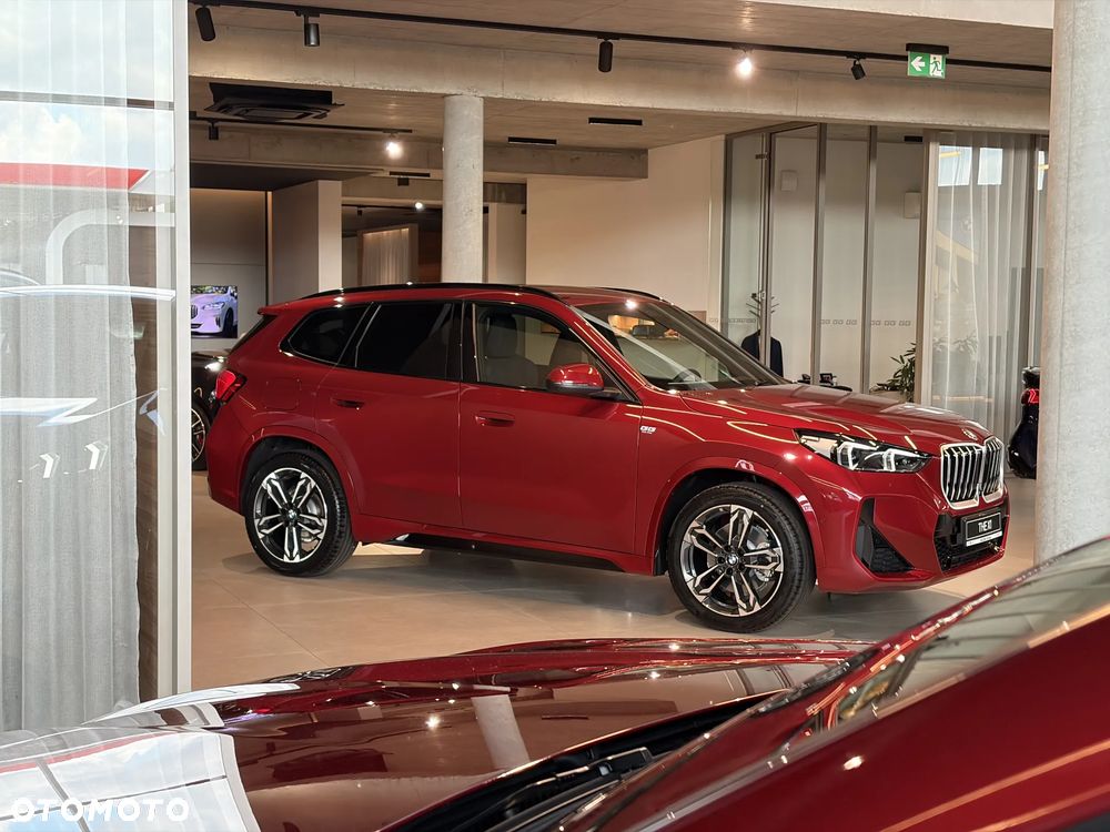 BMW X1 sDrive20i mHEV - 8