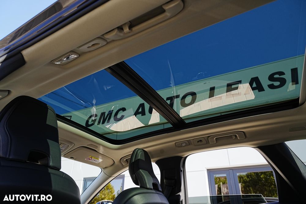 Volvo XC 60 T6 AWD Recharge Geartronic Inscription - 15