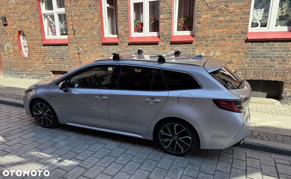 Toyota Corolla 2.0 Hybrid Executive - 8