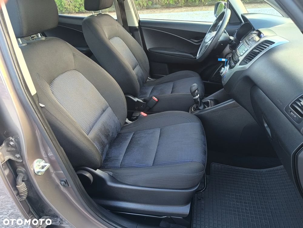 Hyundai ix20 1.4 Trend - 16