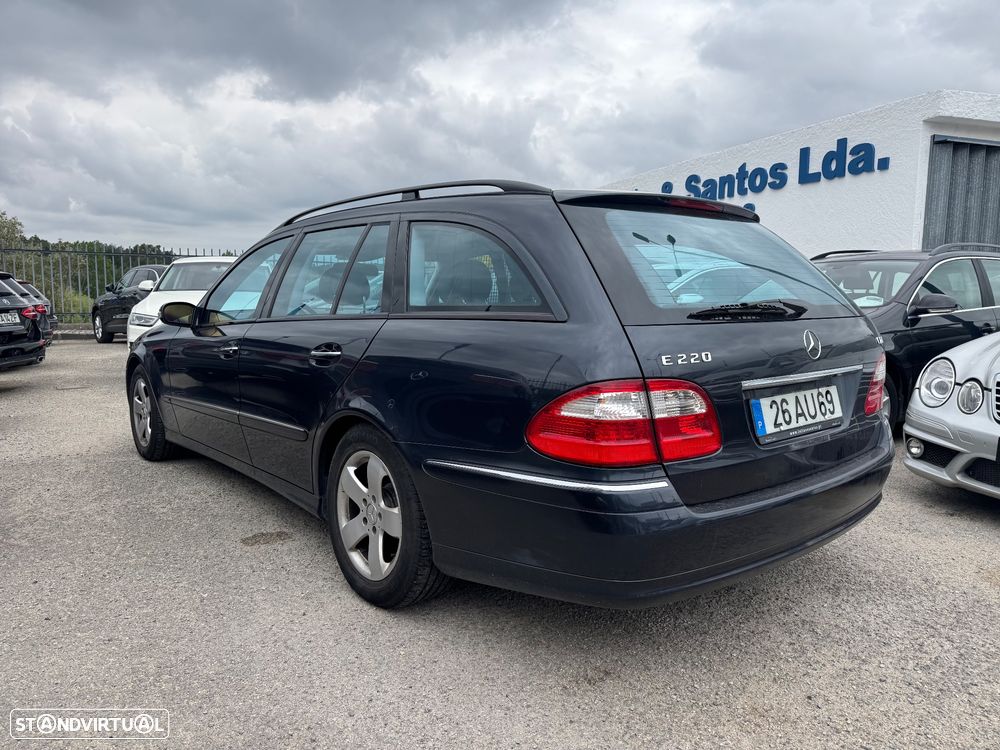 Mercedes-Benz E 220 CDi Avantgarde Aut. - 27