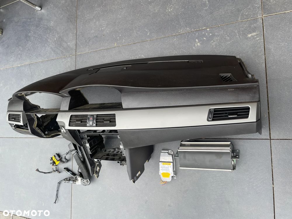 BMW E60 E61 KONSOLA DESKA ROZDZIELCZA AIRBAG EUROPA NAPINACZE KOMPLET - 1