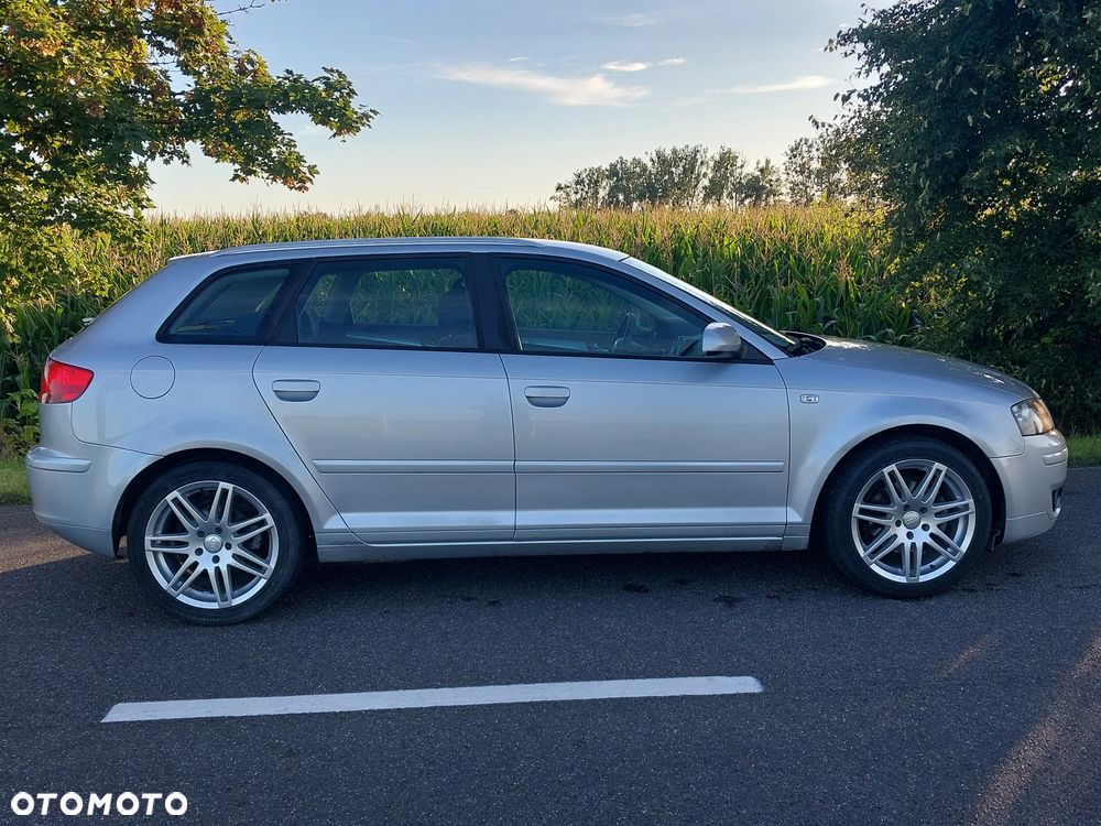 Audi A3 Sportback 2.0 TDI Ambiente S tronic - 10