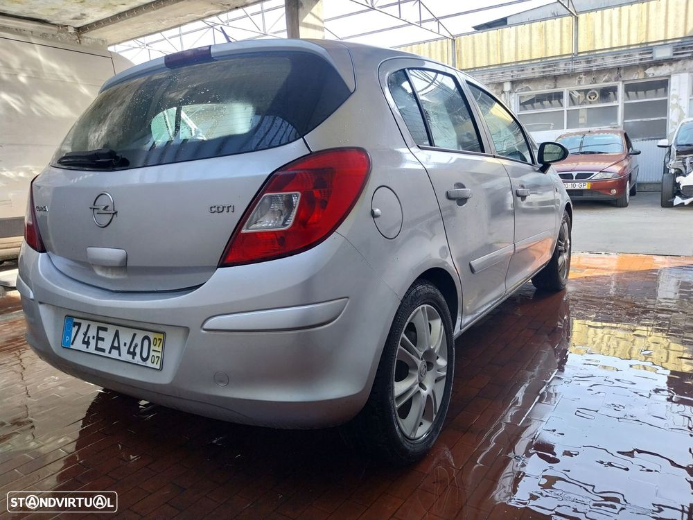 Opel Corsa 1.3 CDTI CMON - 2