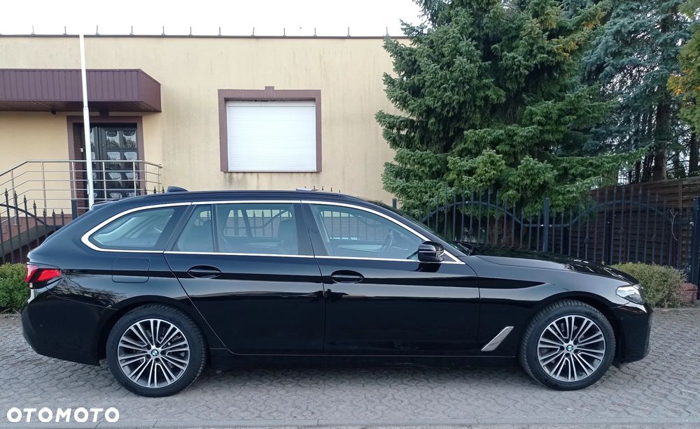 BMW Seria 5 520d Luxury Line sport - 13