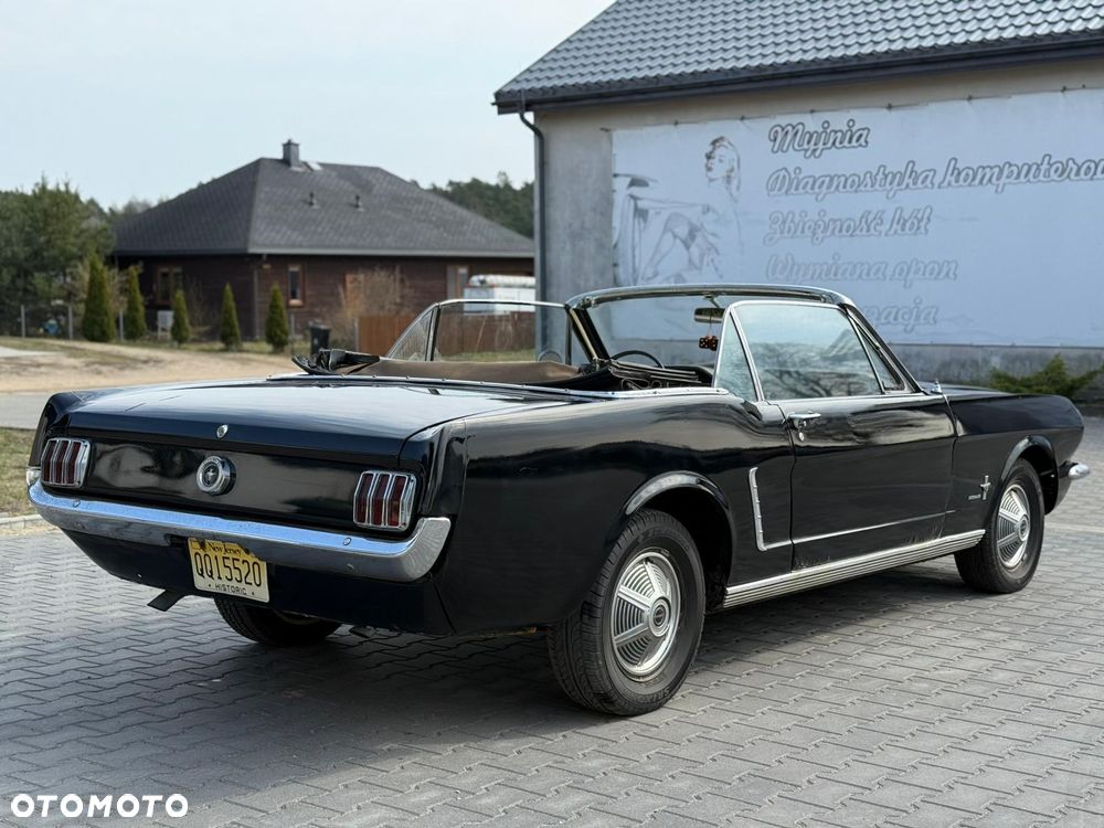 Ford Mustang - 11