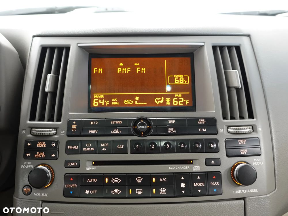 Infiniti FX FX35 - 32