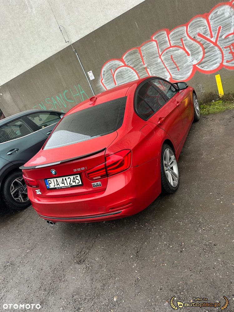 BMW Seria 3 328i Luxury Line - 9