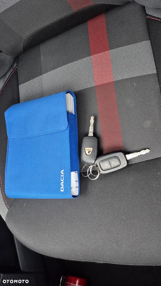 Dacia Lodgy TCe 130 GPF (7-Sitzer) Stepway - 8