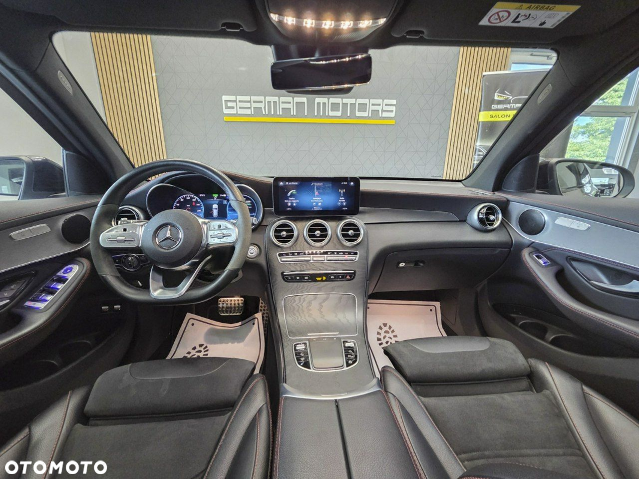 Mercedes-Benz GLC - 22