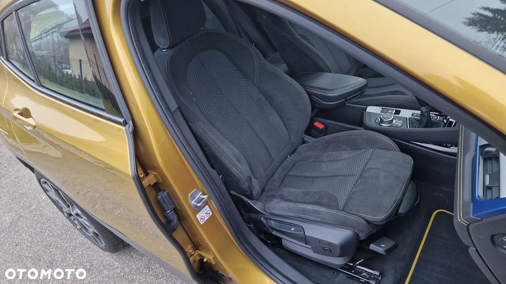 BMW X2 xDrive18d Edition M Mesh - 18