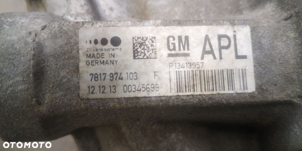 WAHACZ PRAWY I LEWY OPEL ASTRA J - 23