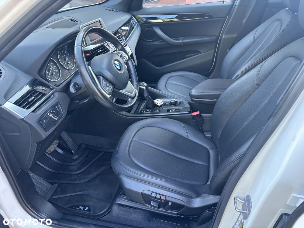 BMW X1 xDrive25i Advantage sport - 6