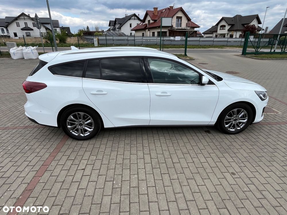 Ford Focus 1.5 EcoBlue Start-Stopp-System TITANIUM X - 12