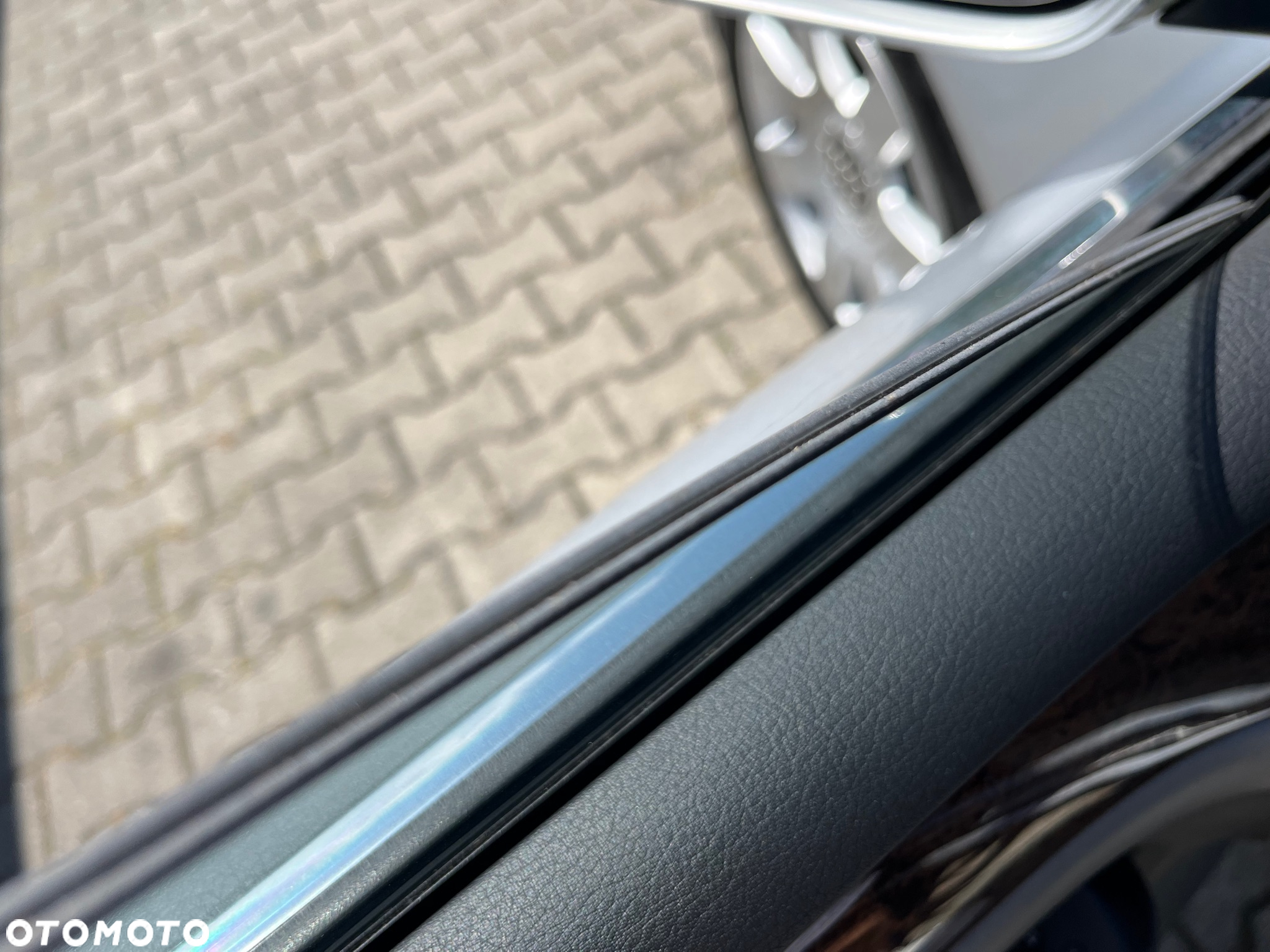 Audi A8 4.2 Quattro - 31