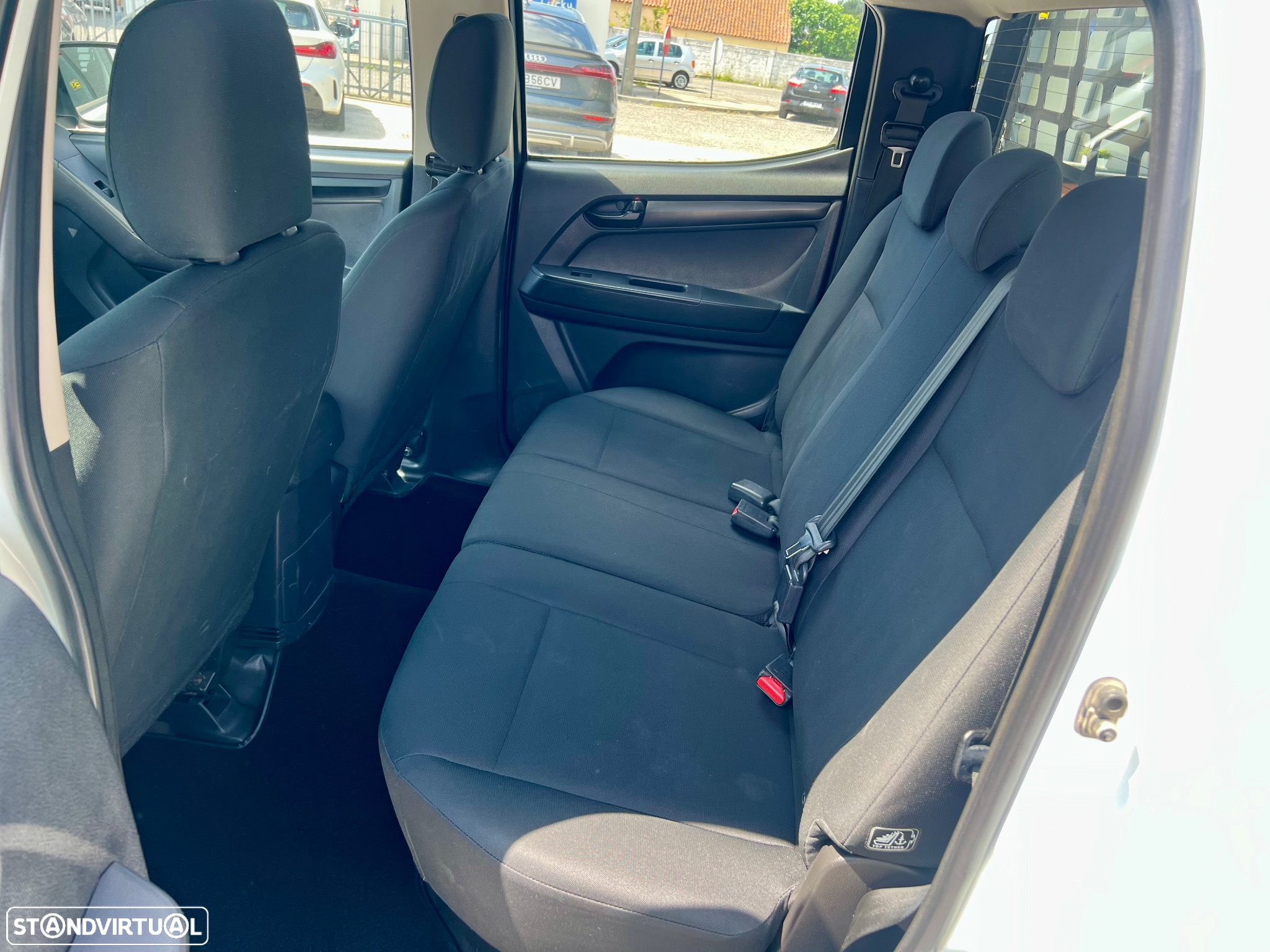 Isuzu D-Max 1.9 Ddi CD 2WD L CH - 14