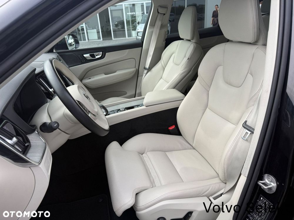Volvo XC 60 - 13