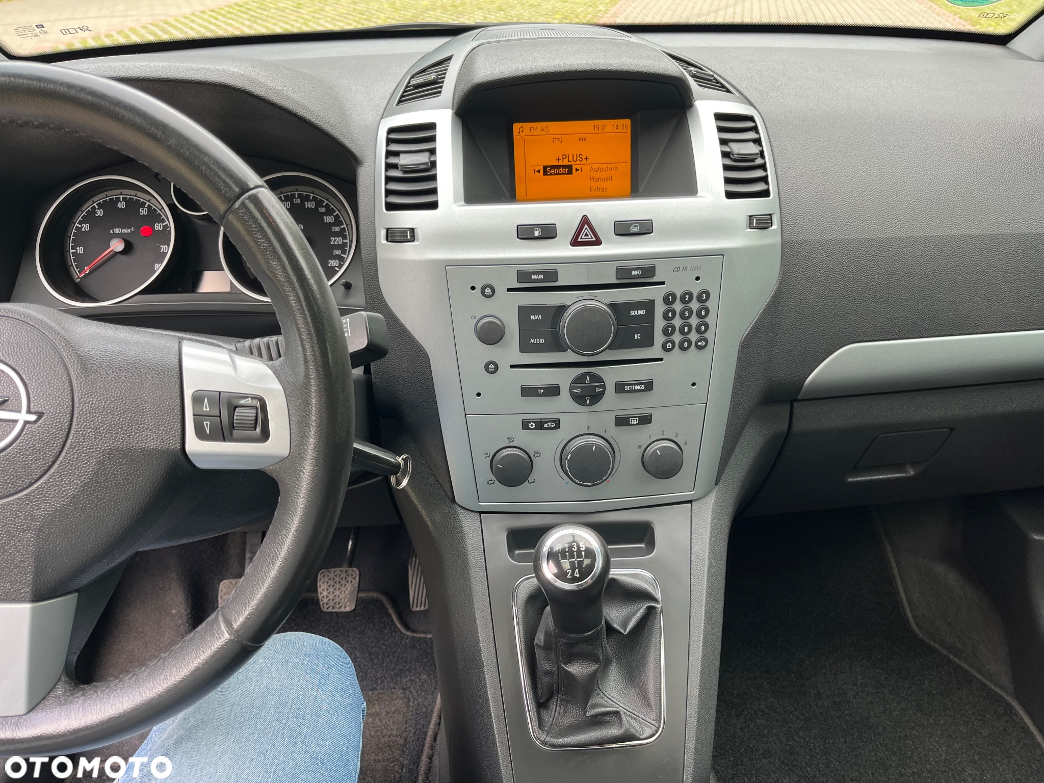 Opel Zafira 1.6 Catch me now - 31