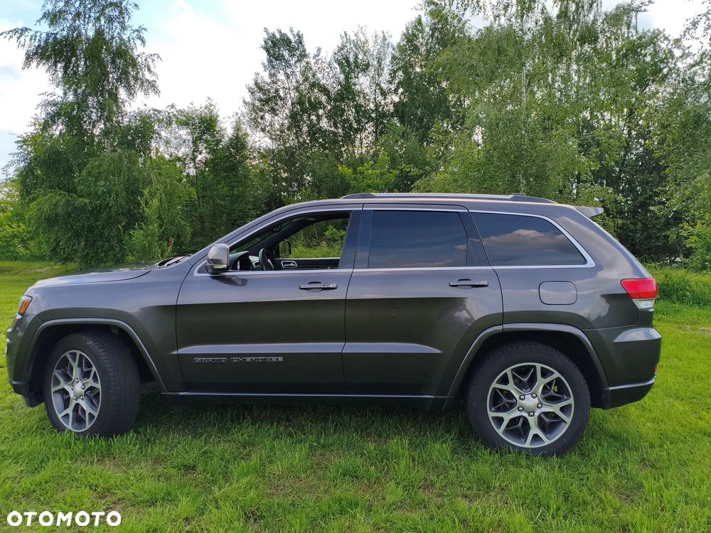 Jeep Grand Cherokee - 10