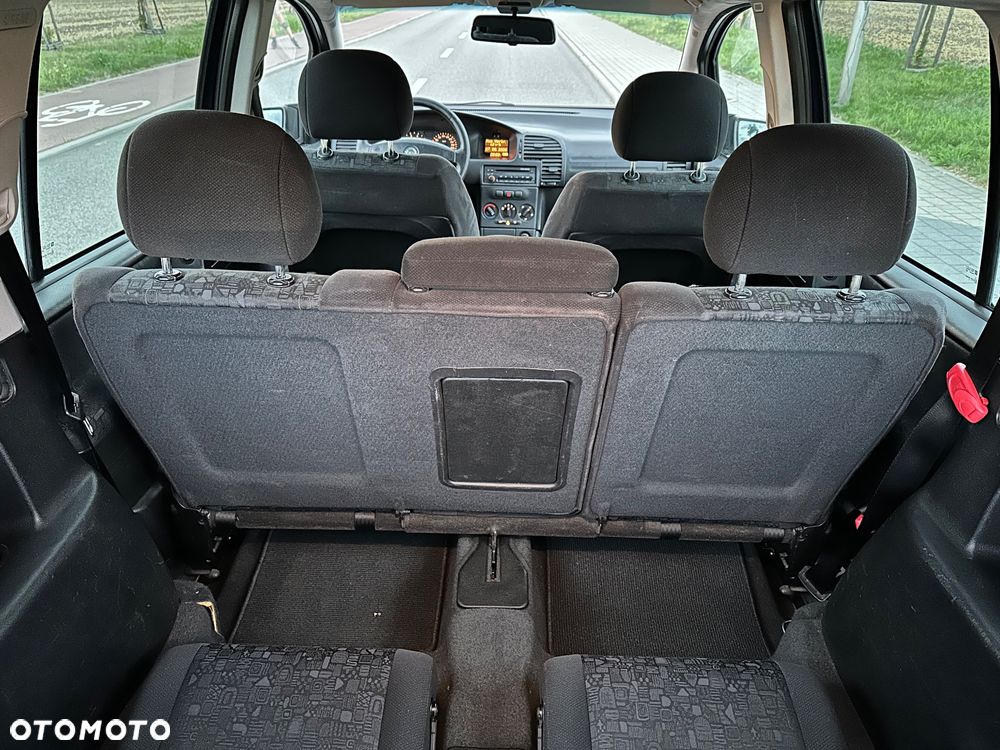 Opel Zafira 1.8 16V Elegance - 33