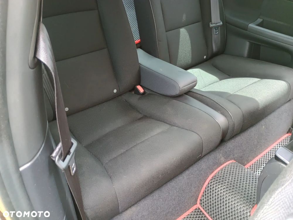 Volvo C30 D2 DRIVe Momentum - 9