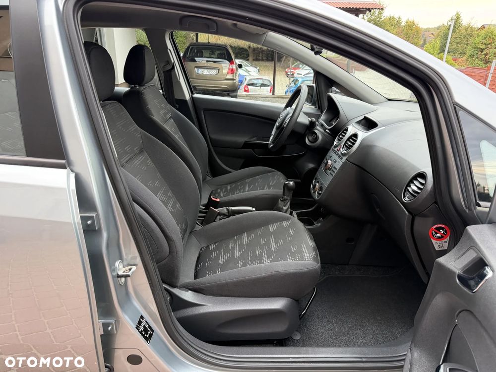 Opel Corsa 1.2 16V Enjoy - 31
