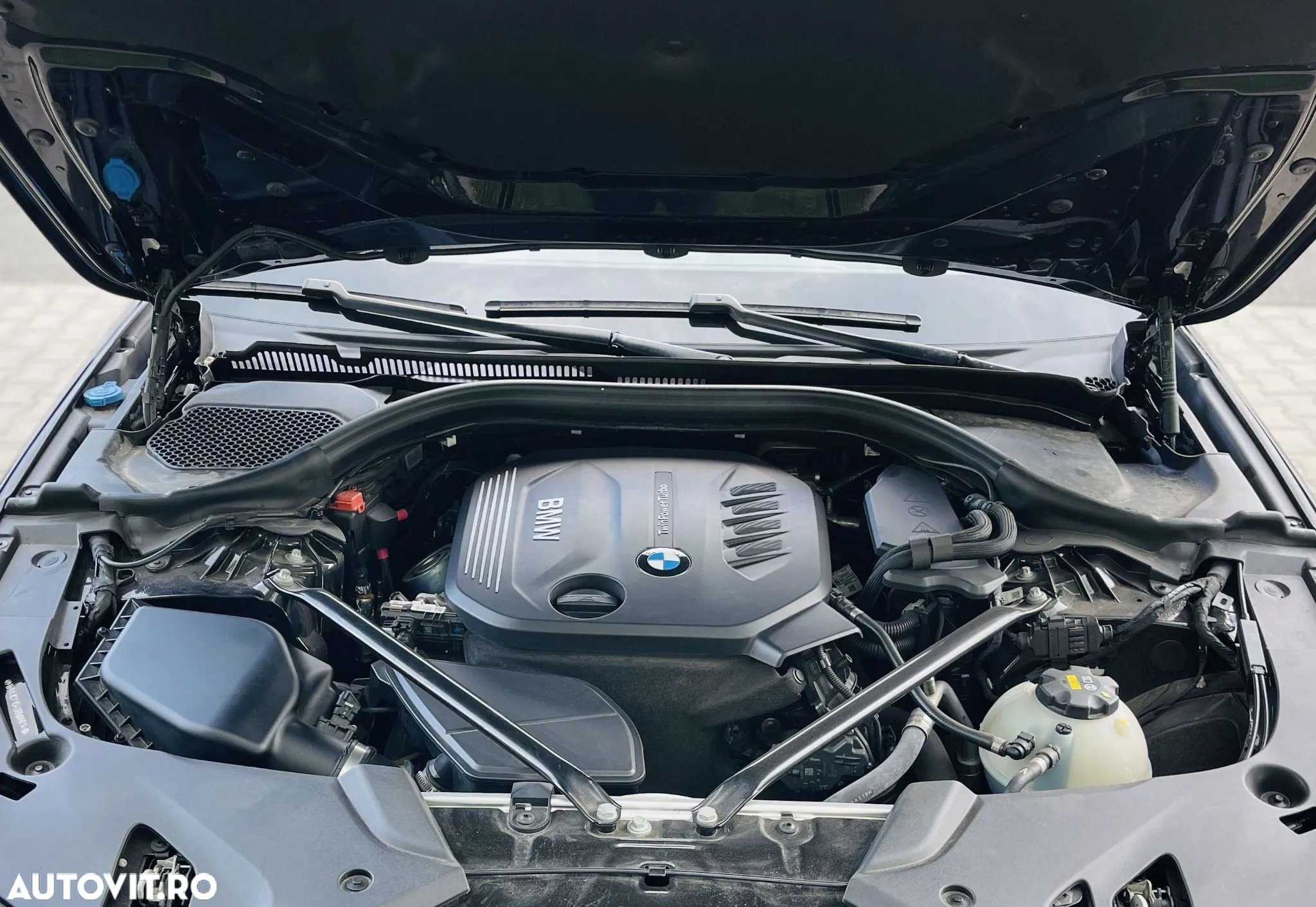 BMW Seria 5 525d AT - 33