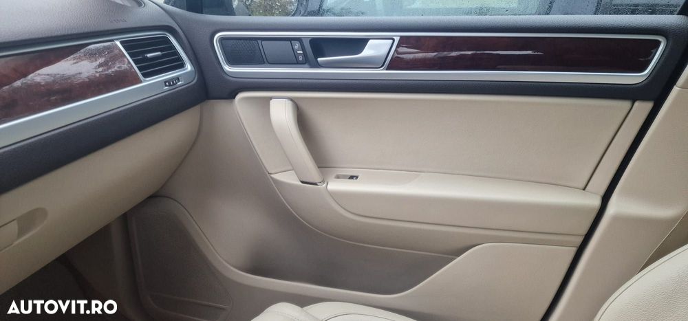 Volkswagen Touareg 3.0 V6 TDI SCR Blue Motion DPF Automatik Executive Edition - 22