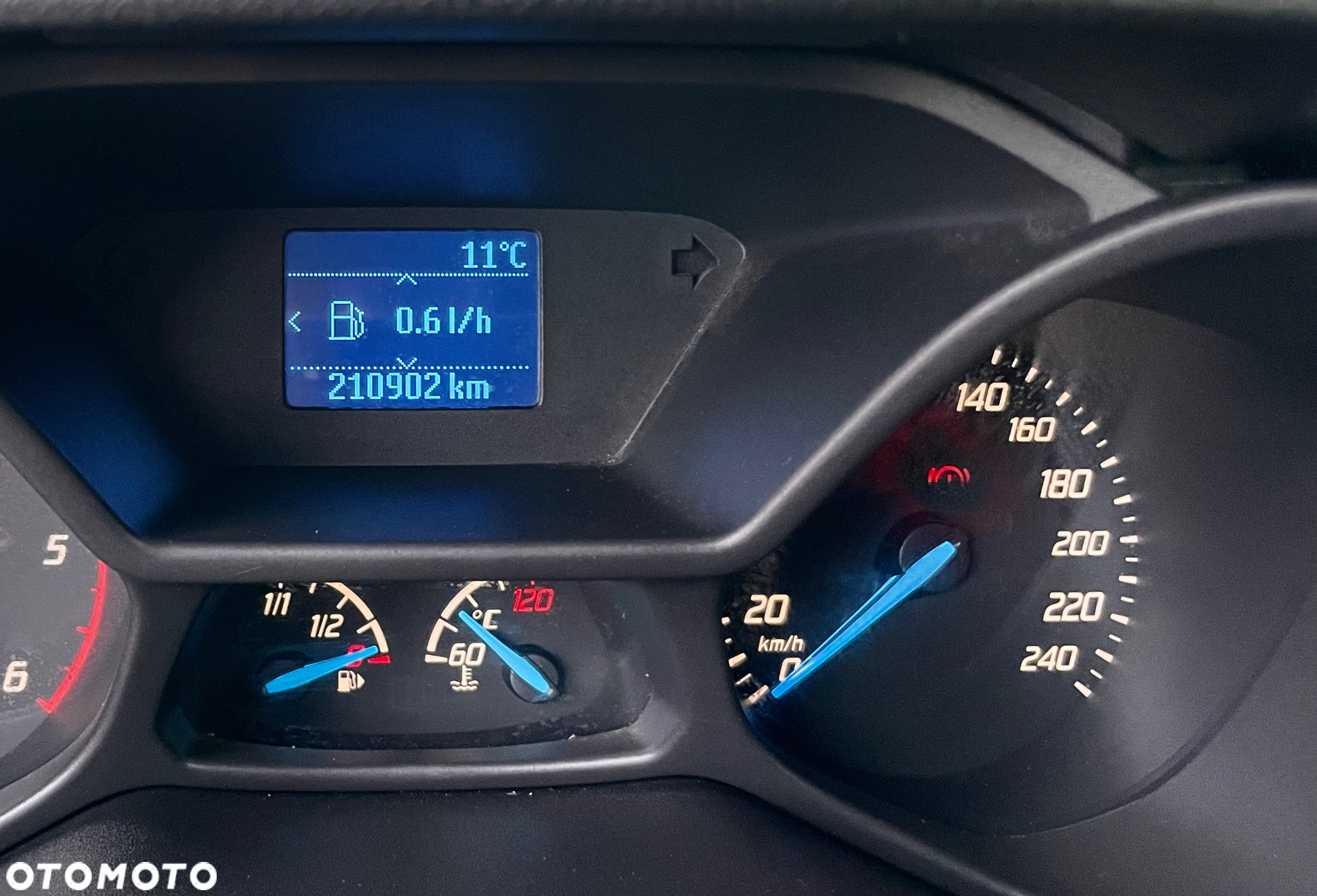 Ford TRANSIT  CONNECT - 11