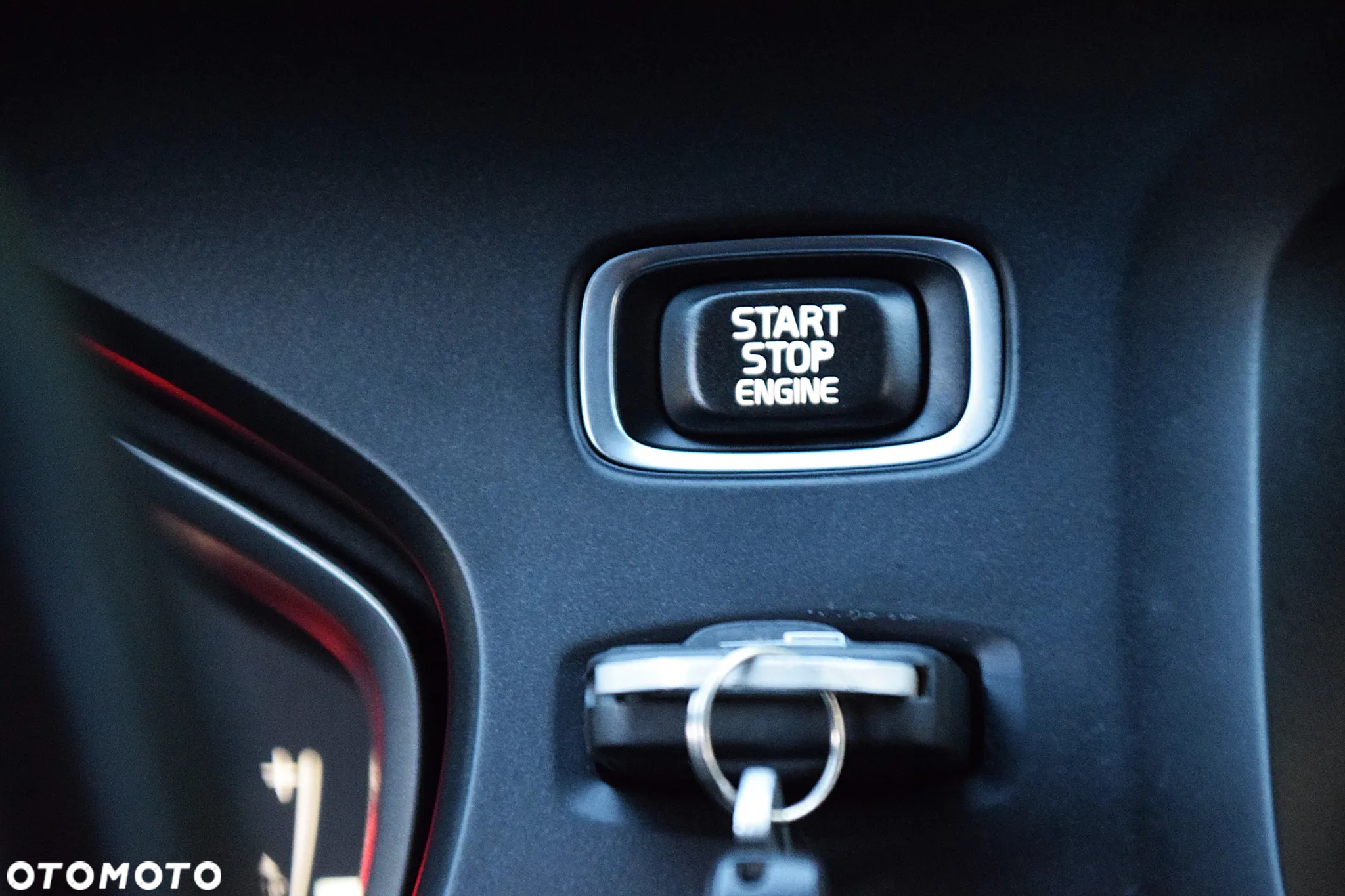 Volvo V40 T3 Momentum - 33