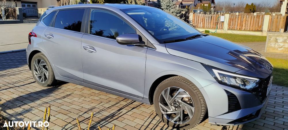 Hyundai i20 1.2 L 79CP 5DR Led Line - 7