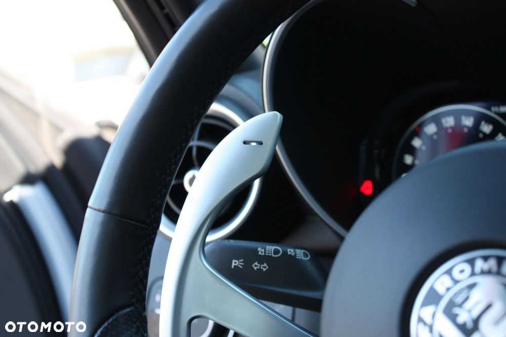 Alfa Romeo Giulia - 29